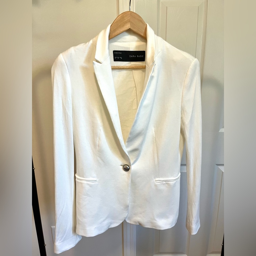 Zara Basic White Blazer